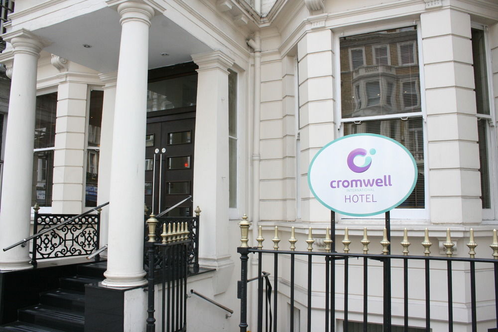 Cromwell International Hotel image 1